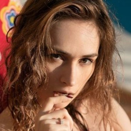 eyes onlyfans xxx photos