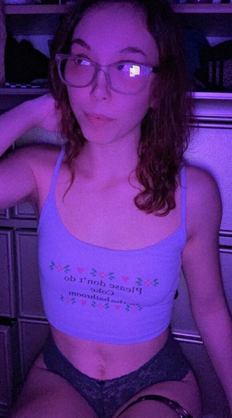 ariajaynefree nice star photo