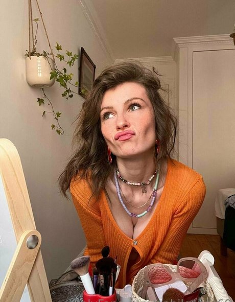 gabilopezz69 adult actress images