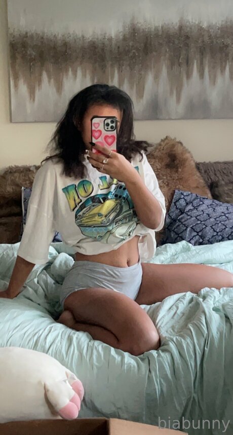 BiaBunnyy hot model archive