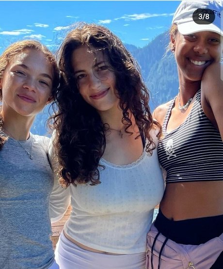 Bella Ossi erotic star pictures