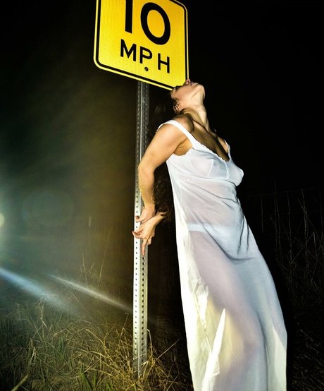 Bella Ossi pornstar high quality picture