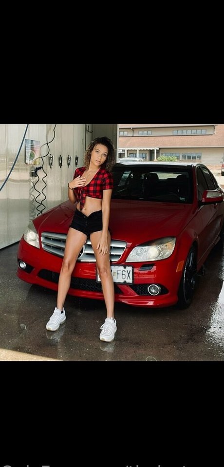 thejestersqueen high quality actress photo