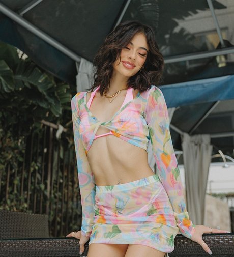 Lauren Kettering pretty actress img