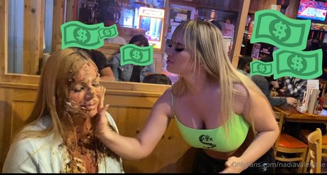 nadiavalentine model exclusive picture