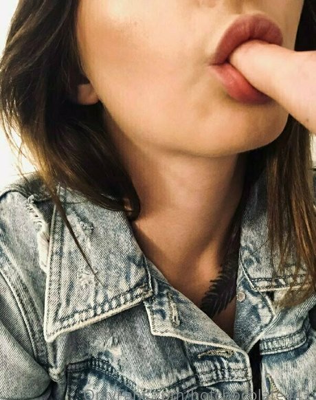 hotchocolate443 pornstar pretty image