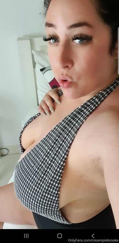 cream my holes model beautiful pics