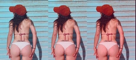 Pelirroja_ naked model archive