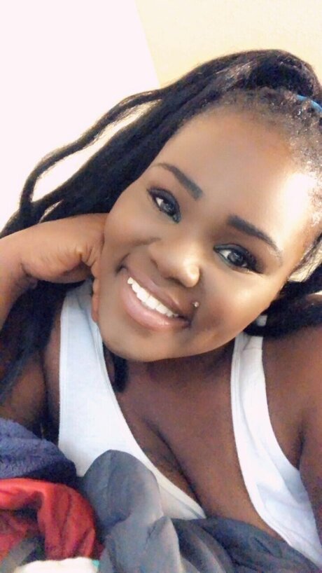 BitterSweet Goddess pornstar nudes photo