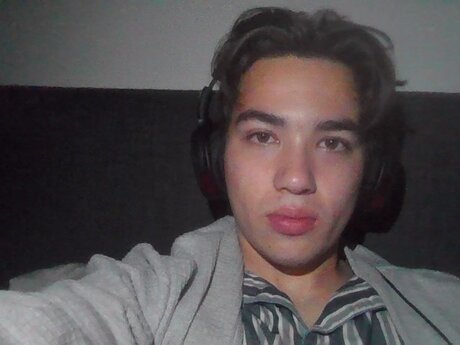 RowdyASMR star xxx image