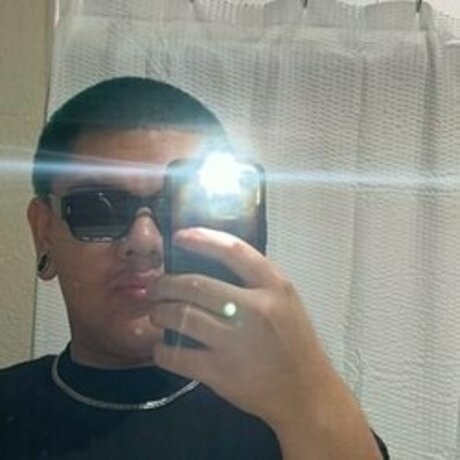 yunglatino 18 naked model gallery