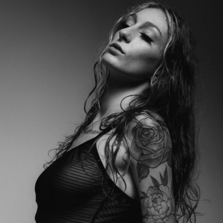 blondefivefooteight_ nude star pics