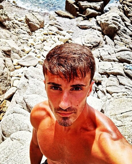 MASTERMONEY model naked photo