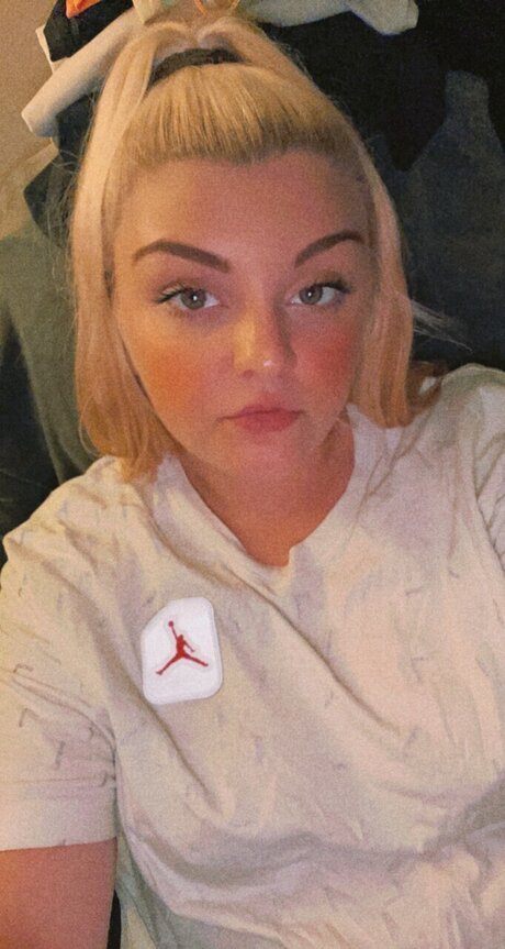 Babygirl0202 erotic model gallery