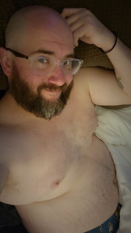 mikey likes it55 naked pornstar pic