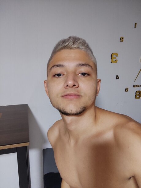 Yeisson Garc a erotic model img