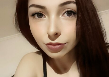 BabyKia nude actress img