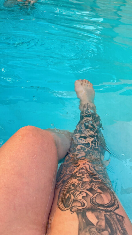 luisanny valera art model gallery