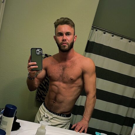 Col ton perfect actress photos