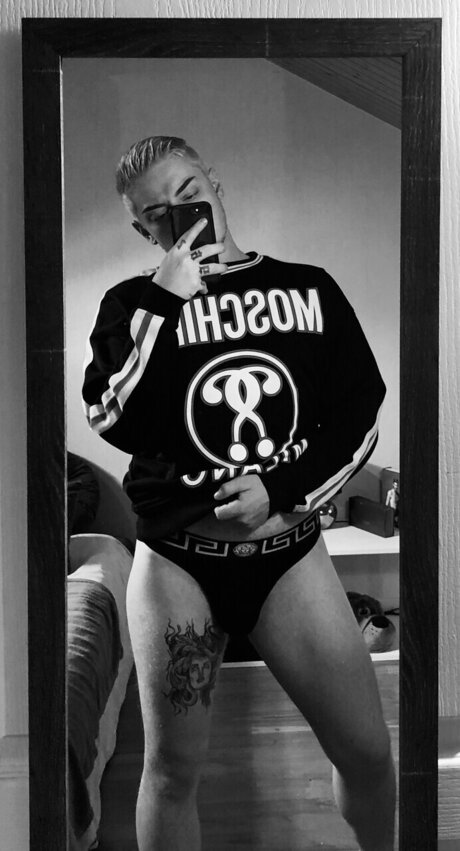 Belzebuth_ free pornstar photos