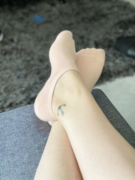 MaidenMe model photos