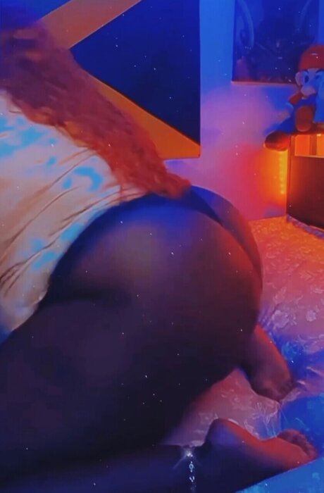 Ganjabae Shay sexy actress galleries