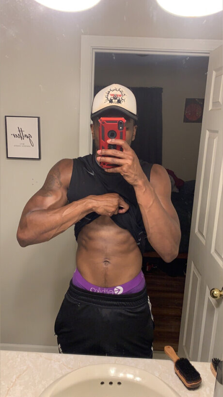 Oddiebean model hot image