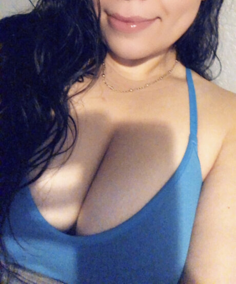 KittenKas37 porn actress img