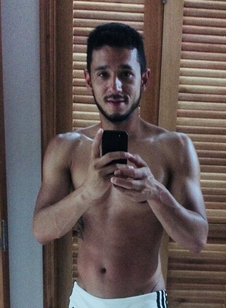 KLAY star nude archive