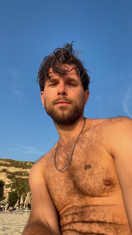 Jiggity free model photos