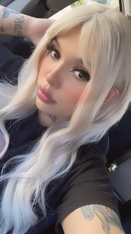 Kellyybell pornstar hot img