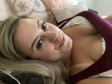 Saucy Lady star high quality galleries