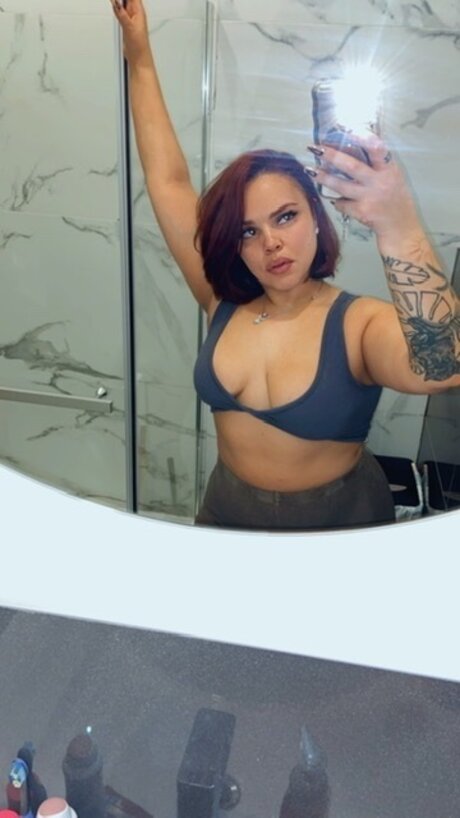 u27144147 sexy pornstar picture