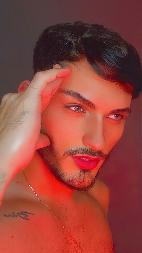 _Thyago Tozzi pornstar free photo