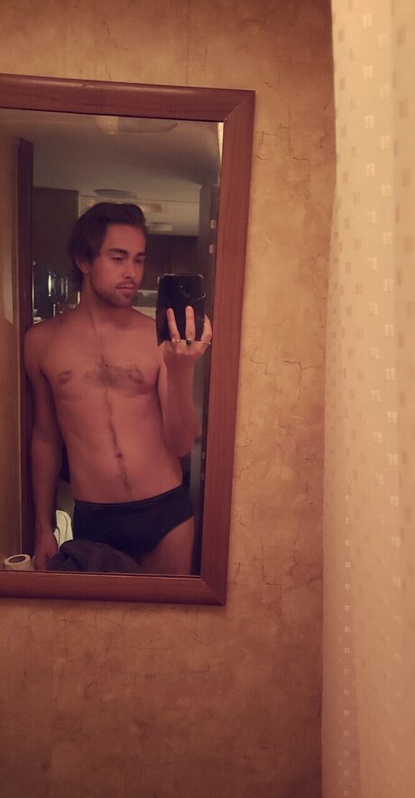 Ryanvenus erotic star picture