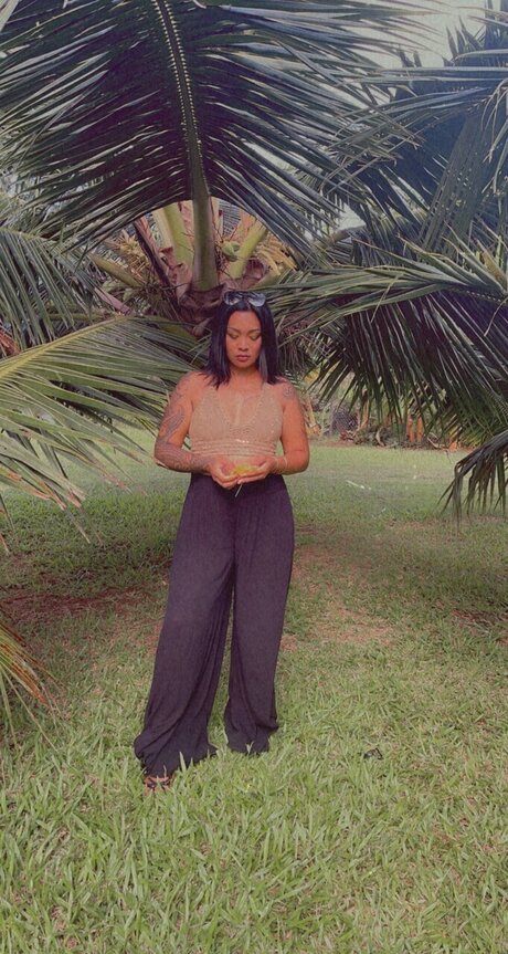 Knine95 exclusive model archive