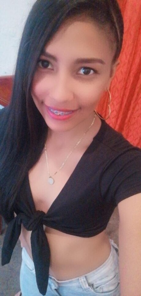 Karensita actress pics