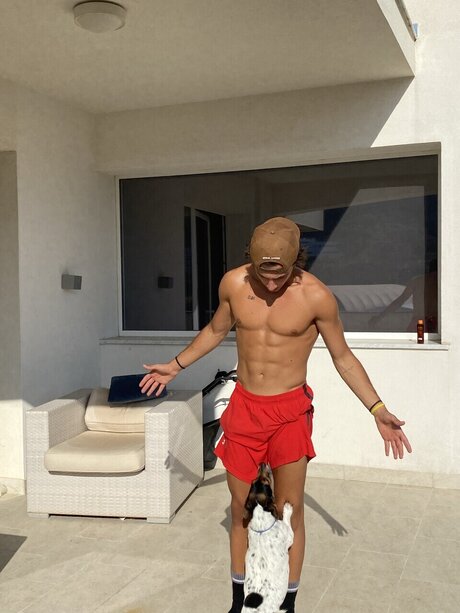 Alessio Ferrarotto pretty actress photos