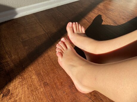 Certifiedlovergirl_ hot model image