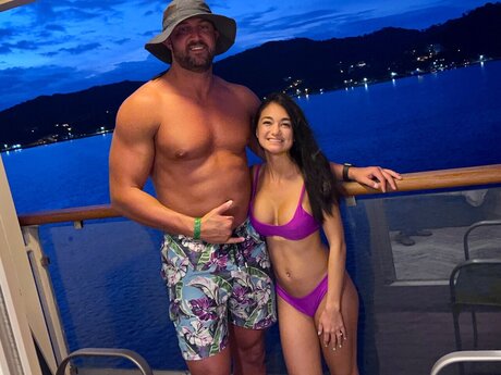 CuddleCam model best pics