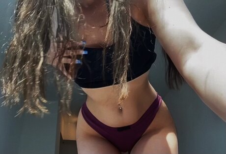 riley model sexy pictures