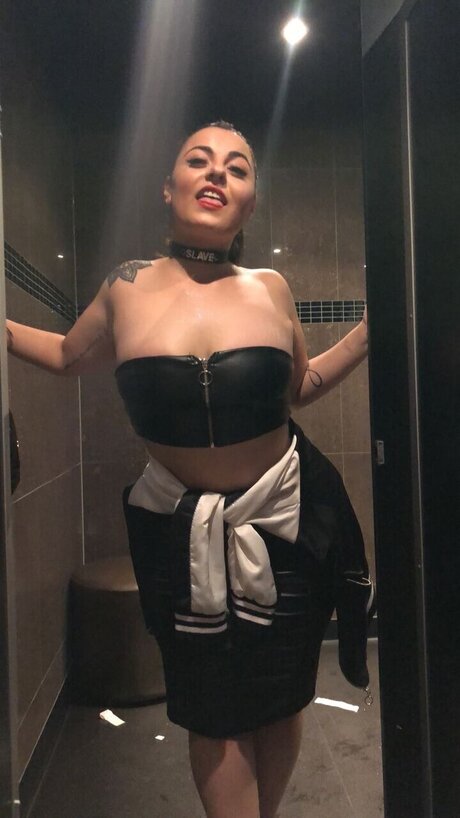 Merci_ pornstar exclusive archive