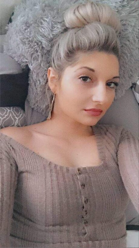 Princess Faith beautiful pornstar img