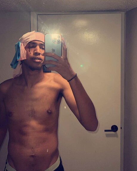 TrippyRiqq star nude archive