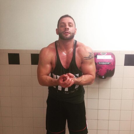 Itallianstallion pretty pornstar gallery