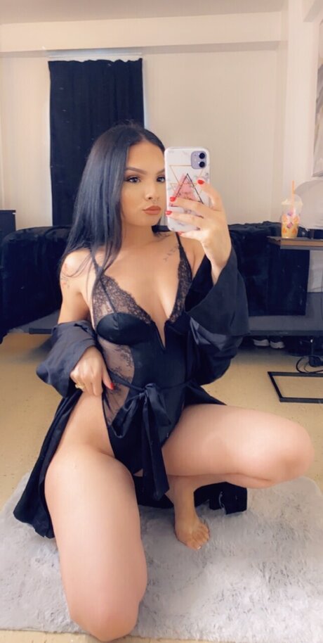 Wildbabyy02 perfect model img