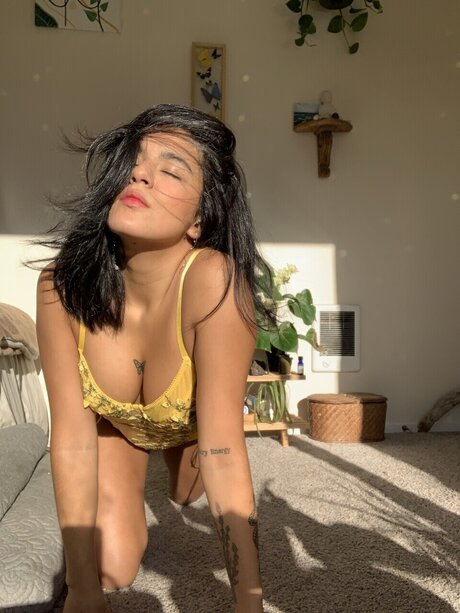 Sweetlikehoney1111 sexy star img