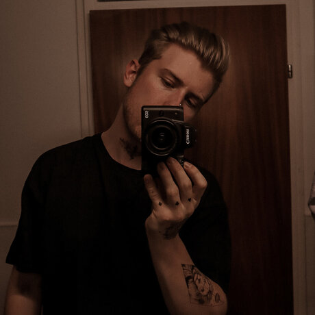 flo koew high quality pornstar images