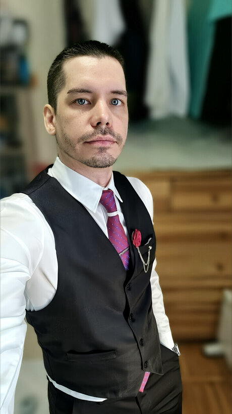 Vir g L szl_ star exclusive images