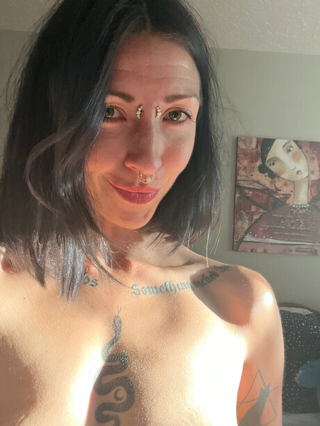 LittleMissMagik art star pic